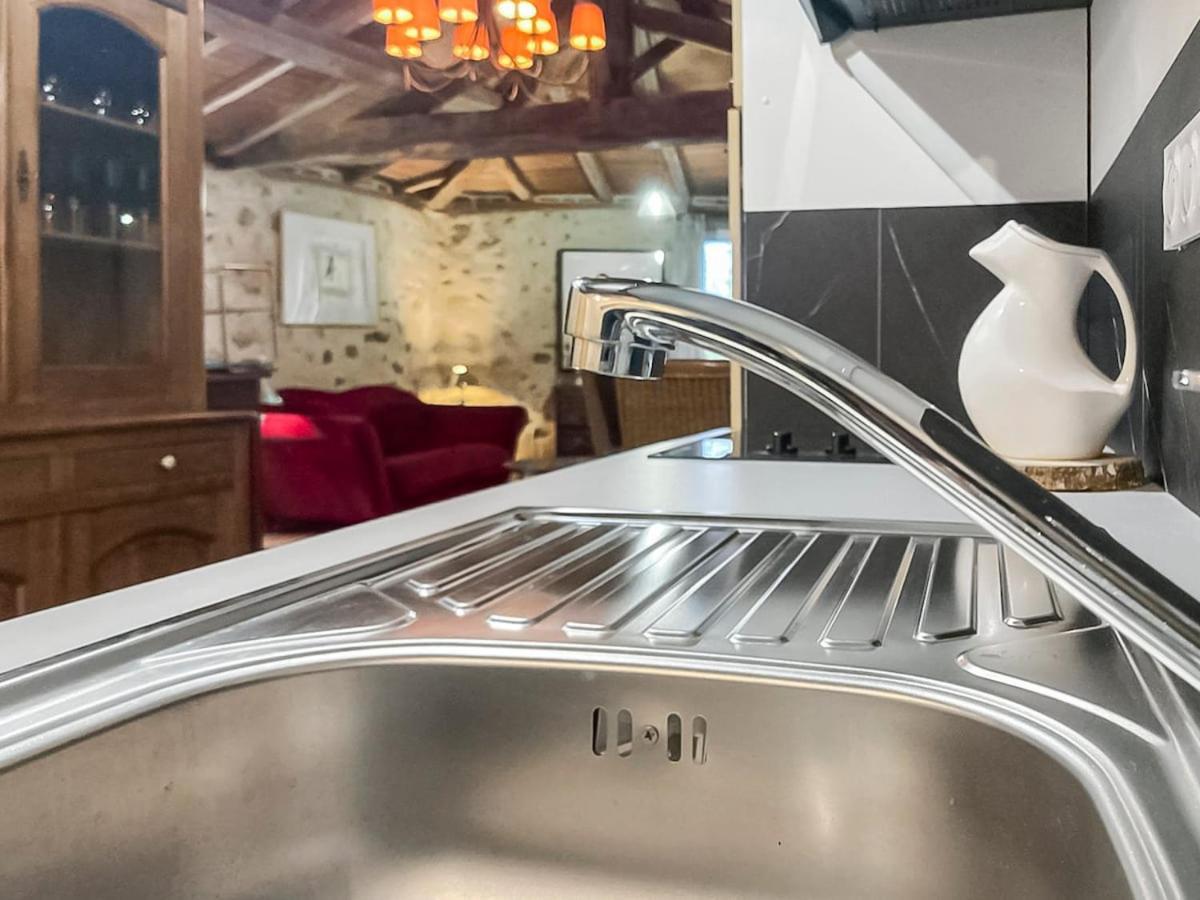 Le Clos Des Ecorcins - Terrasse - Parking Prive Saint-Amand-sur-Sevre Ngoại thất bức ảnh